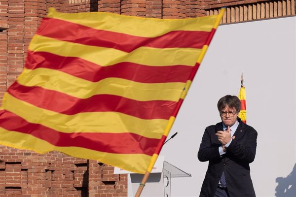 Los Mossos d'Esquadra activan la 'Operación Jaula' en Barcelona tras el regreso de Puigdemont