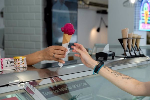 El sector del helado eleva sus ventas un 12,2%, mientras que el consumo se mantiene estable