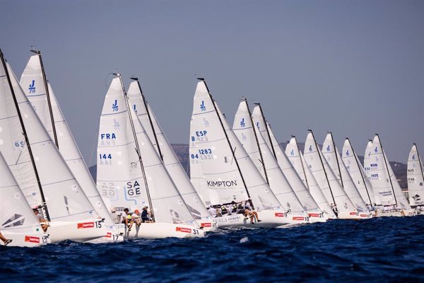 La flota de los Mundiales de J/70 de Palma comienza este viernes sus mediciones