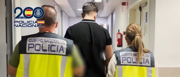 Cuatro detenidos por robar con violencia a hombres con quien quedaban en apps para ligar