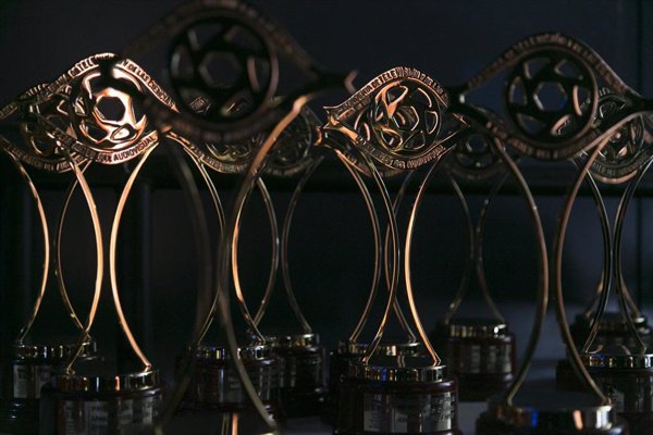 La Academia de TV convoca los Premios Iris 2024 con nuevas categorías como el Mejor Contenido Original de Plataforma