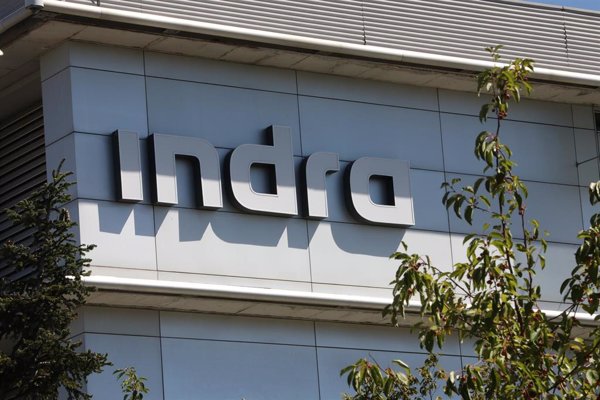 El fondo estadounidense FMR LLC reduce posiciones en Indra y Árima