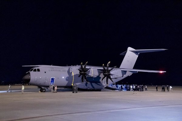 España envía hoy dos aviones del Ejército para evacuar a 500 españoles que quieren salir de Líbano