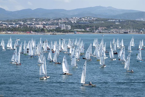 Más de 300 patines a vela confirman su participación en la regata de la America's Cup del 19 y 20 de octubre