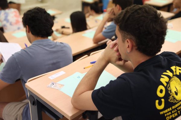 Los modelos de exámenes de la PEvAU 2025 en Andalucía estarán disponibles el próximo lunes a las 12,00 horas