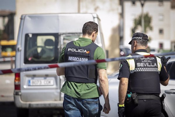 Alertadas la Policía y el 061 por un aviso de la escucha de nuevos 