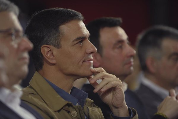 'El País' estrenará este domingo 'Moncloa. Cuatro estaciones', el documental sobre Pedro Sánchez que nadie quiso emitir