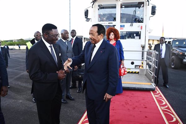 Paul Biya regresa a Camerún tras una ausencia de más de 40 días en medio de rumores sobre su salud