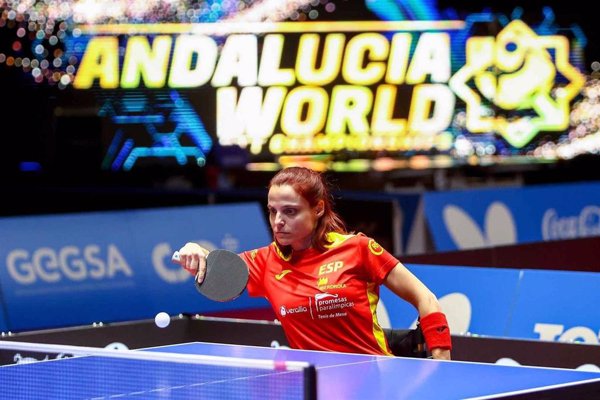 La española Cristina Rubio gana el triplete en un mismo torneo internacional de tenis de mesa paralímpico