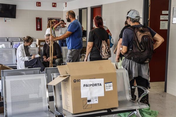 51 farmacias cerradas y solo queda Paiporta sin ninguna oficina abierta una semana después