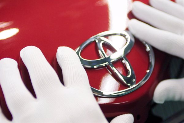 Toyota gana un 26% menos en su primer semestre fiscal, hasta 11.512 millones, por una menor producción