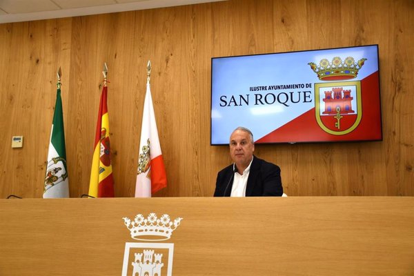 El alcalde de San Roque (Cádiz) critica que la Junta no incluya al municipio en el reparto de ayudas