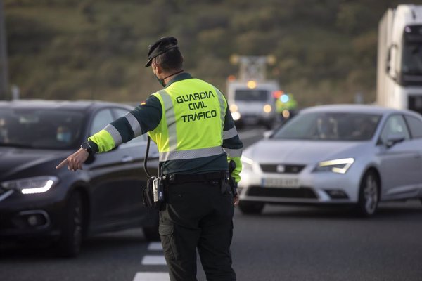 Dos fallecidos y cinco heridos en un accidente múltiple en la A-66 por un coche en dirección contraria