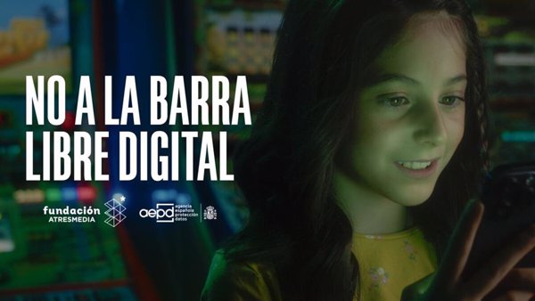 Fundación Atresmedia y AEPD alertan sobre los riesgos de un acceso temprano al móvil con 'No a la barra libre digital'
