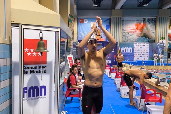 Carles Coll va de récord en récord durante el Campeonato de España de Invierno en piscina corta