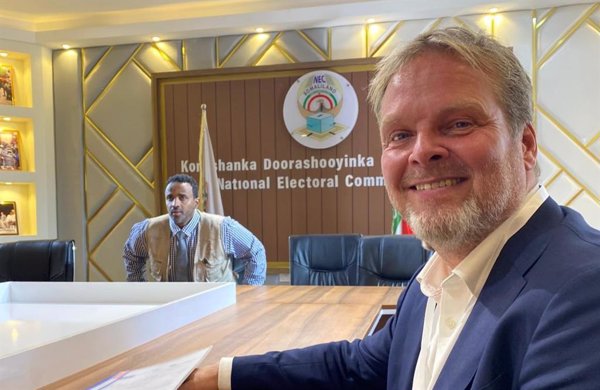 Somalia avisa a la comunidad internacional que no reconozca las elecciones en Somalilandia