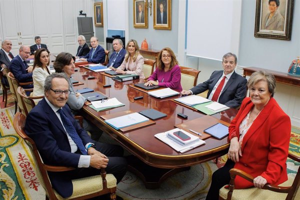 El Tribunal de Cuentas decide hoy si renueva a su presidenta, en el examen del primer tercio del mandato