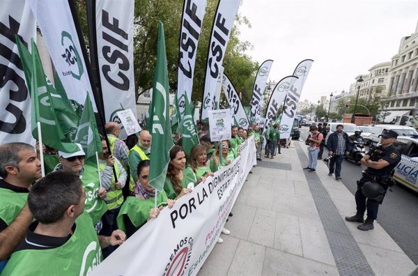 CSIF Educación denuncia la brecha entre el alumnado más rico y el más pobre en la C. de Madrid en competencia digital