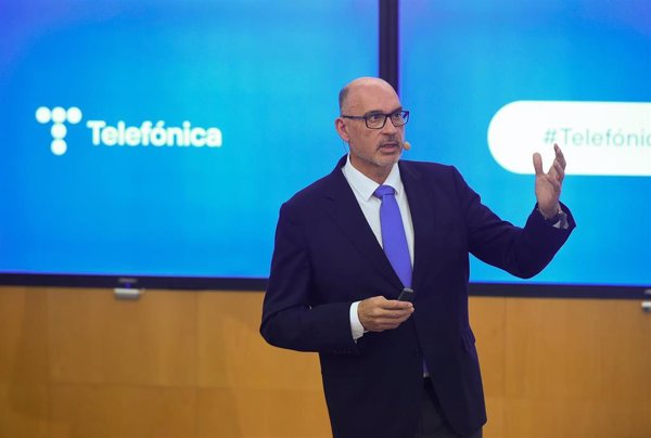 El presidente de Telefónica España, Emilio Gayo, recibirá el galardón 'Ingeniero del año 2024'