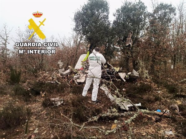 Investigan las causas del accidente de avioneta de León en el que falleció un matrimonio