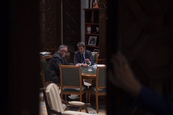 Mazón se reúne en el Palau de la Generalitat con los nuevos consellers horas antes de su toma de posesión