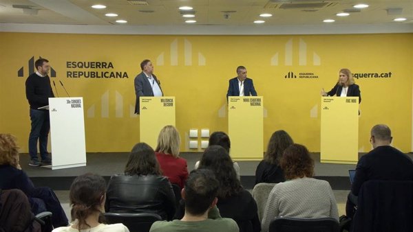 Junqueras llama a 