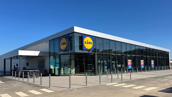 Lidl acelera su expansión en España tras alcanzar los 700 supermercados con la apertura de 7 tiendas