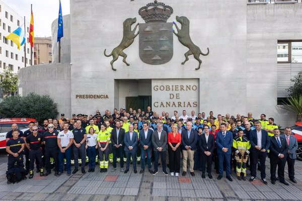 El Gobierno de Canarias reconoce la labor de los 222 profesionales del dispositivo enviado a Valencia por la DANA