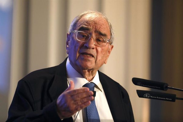 Admitida a trámite la querella contra el exministro Martín Villa en relación a la muerte en 1976 de Teófilo del Valle