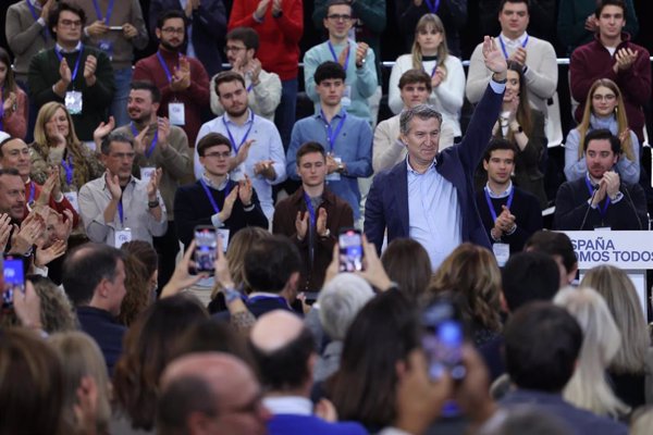El PP y sus alcaldes se comprometen a