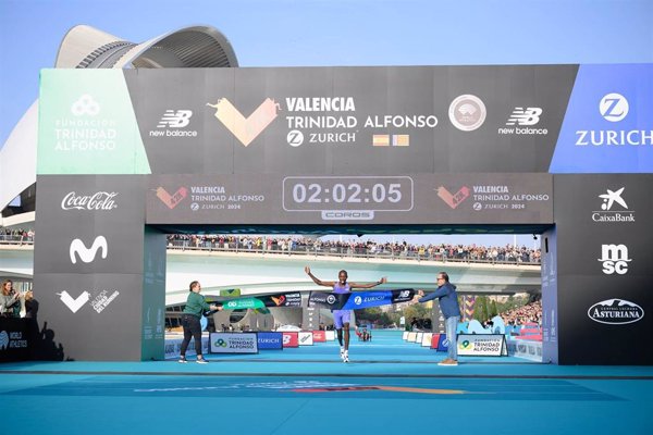 Maratón de València dona más de 189.000 euros a los afectados por la dana