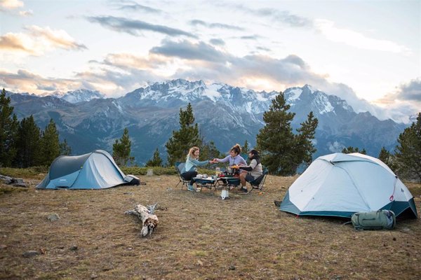 Quechua simplifica su catálogo de marcas y mejora la experiencia del cliente de los deportes de invierno