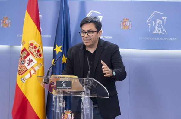 Pisarello (Sumar) apoya a Xabier Fortes y Enric Juliana: 