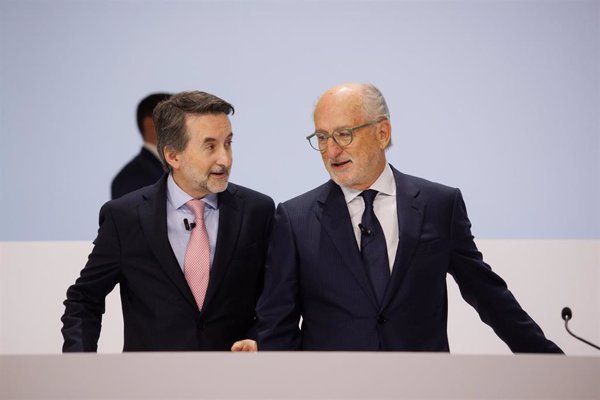 Repsol, gran vencedora de los 'Oscar' energéticos con tres galardones, incluido el de Empresa del Año