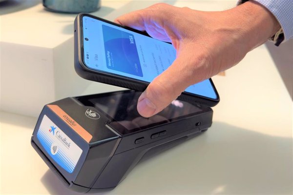 CaixaBank emite 45.000 tarjetas prepago para que las empresas obsequien a sus empleados esta Navidad