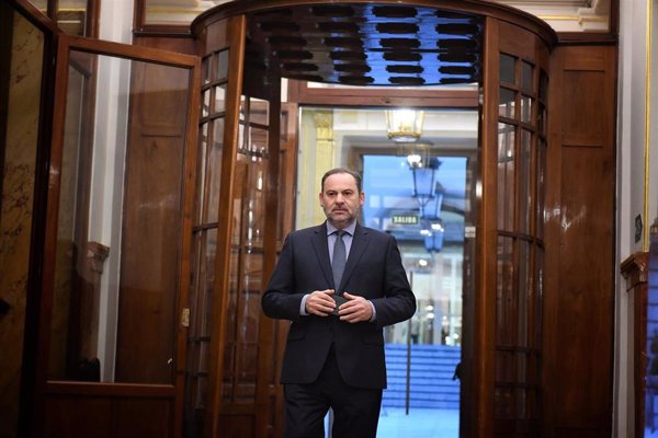 El Congreso recibe el suplicatorio para investigar a Ábalos, pero no se aprobará antes de febrero