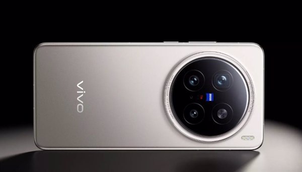 vivo X200 Pro llegará a España en enero, con su apuesta por la fotografía móvil respaldada por la firma Zeiss