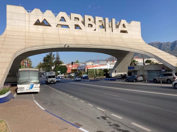 Muere un menor de unos cinco años tras caer de un edificio en Marbella (Málaga)