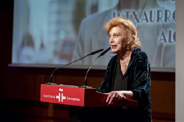 El Gobierno concede a título póstumo la Gran Cruz de Isabel la Católica a Marisa Paredes