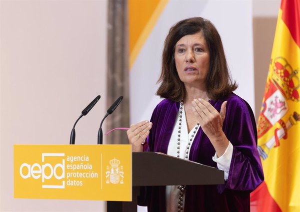 Mar España cesa como directora de la Agencia Española de Protección de Datos