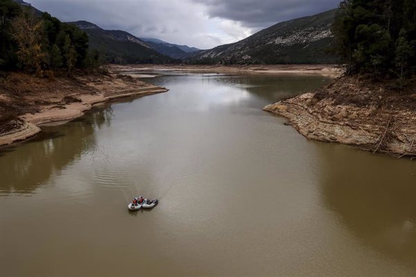 FENACORE pide a los regantes que manden sus alegaciones a los planes hidrológicos para 2028-2033