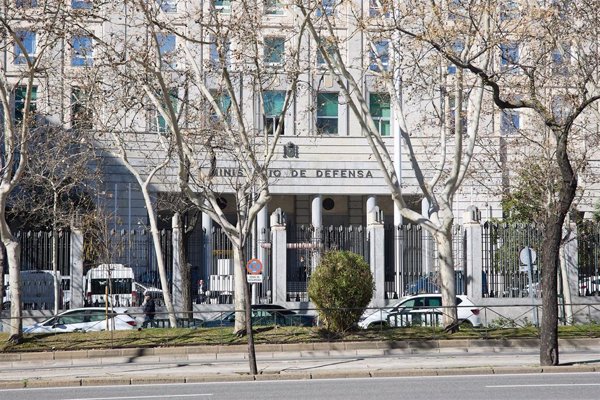 El Gobierno aclara al PP que el agregado de Defensa en Ucrania vive en Ankara porque también está acreditado en Turquía