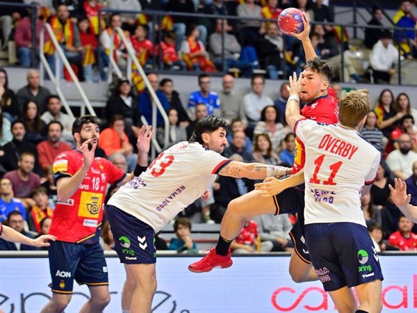 Los 'Hispanos' se quedan el TIE ante Noruega como buen broche antes del Mundial