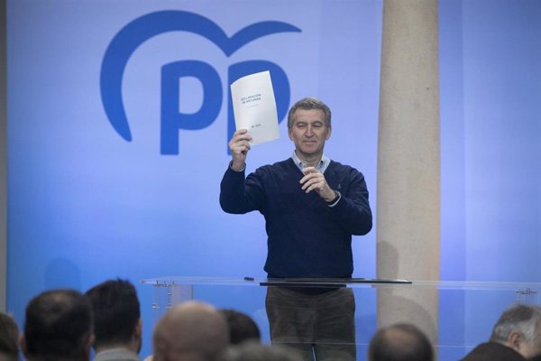 Sumar replica al PP que no tiene apoyos para una moción de censura y Podemos exhorta al Gobierno a 