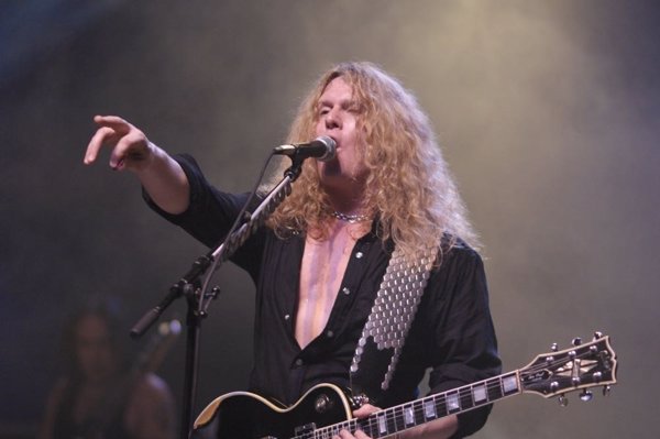 Muere John Sykes, guitarrista de Whitesnake y Thin Lizzy