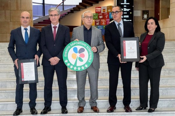 El COE entrega a la Volta a la Comunitat Valenciana el Sello de Evento Deportivo Sostenible