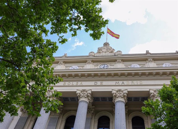 La capitalización de la Bolsa se elevó un 2,4% en 2024 y se situó en 1,23 billones de euros