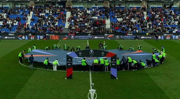 Una treintena de voluntarios contribuyen a la organización de la Supercopa de España más inclusiva