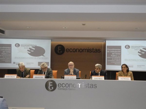 Economistas plantean que la calidad represente al menos el 51% de la puntuación para la contratación pública