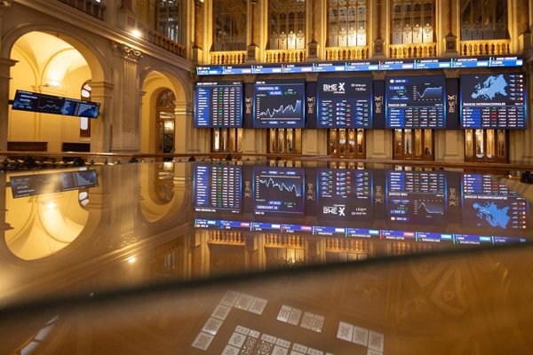 El Comité del Ibex incluye a Acciona, Colonial y FCC en el índice Ibex Top Dividendo